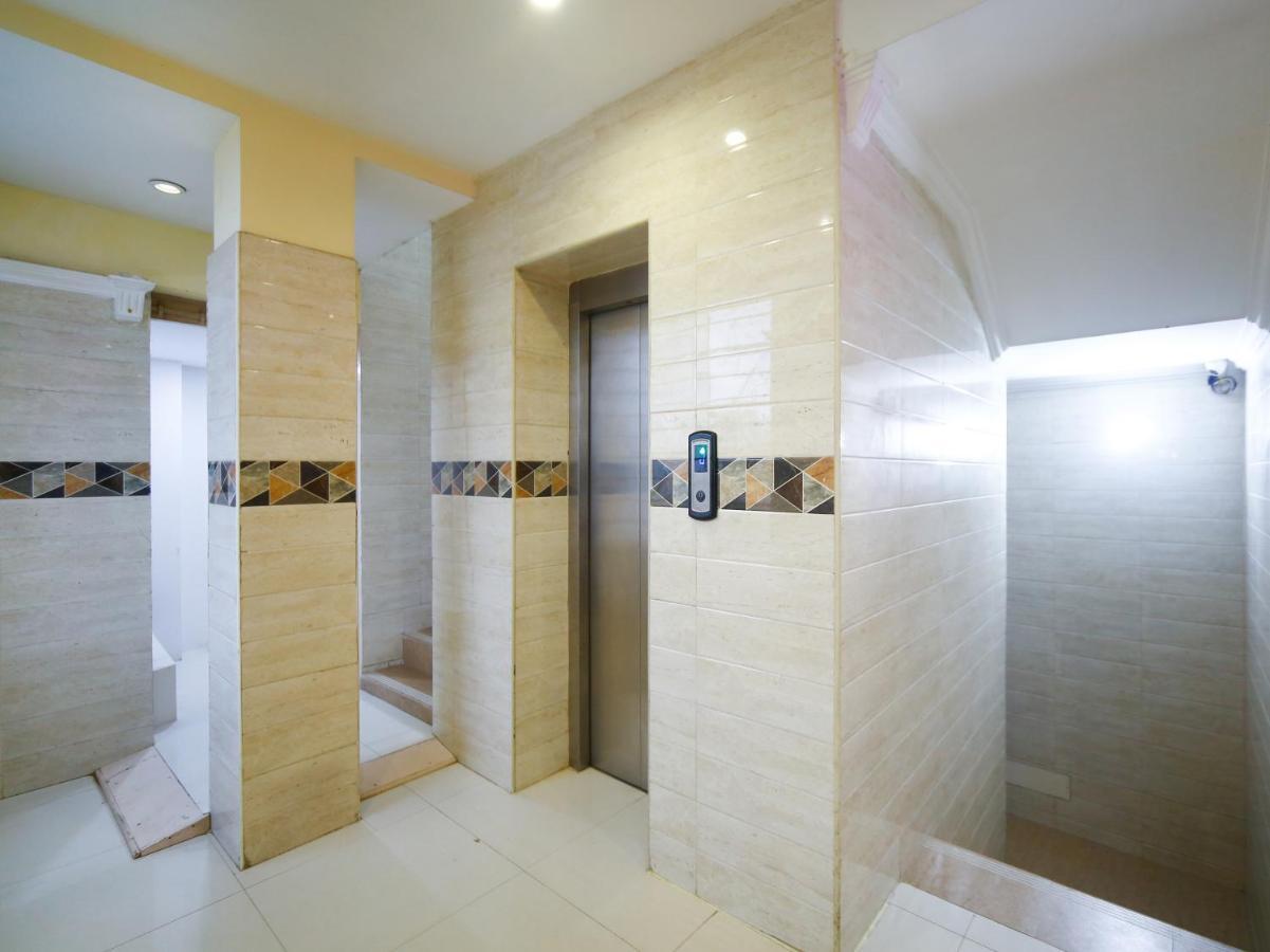 Saibala Transit Hotel チェンナイ エクステリア 写真